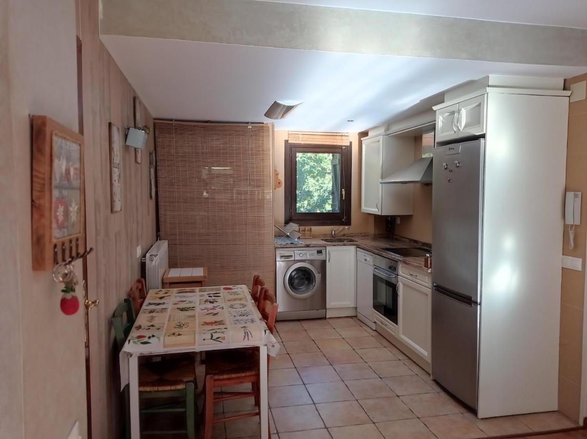 Ferienwohnung Vivienda Isabel Sesué Exterior foto