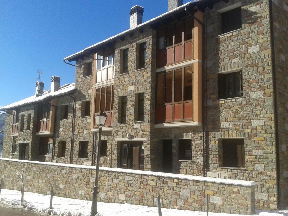 Ferienwohnung Vivienda Isabel Sesué Exterior foto